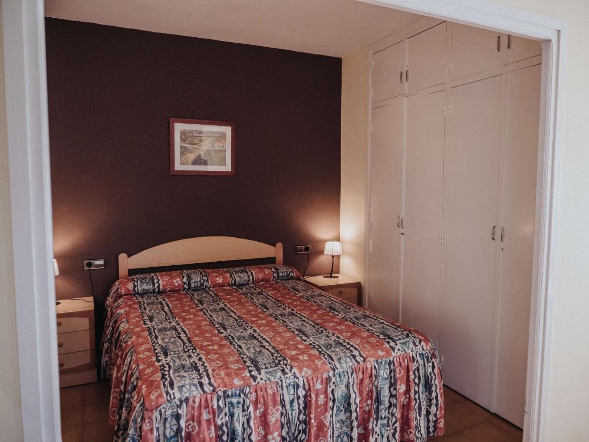 Hostal Les Fonts Castellar De N'Hug Extérieur photo